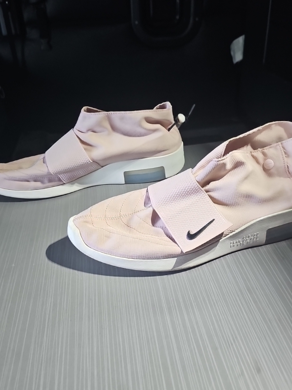 Nike Air Fear of God Particle Beige Sneaker Men's 13 AT8086 200‎ Good PreOwned